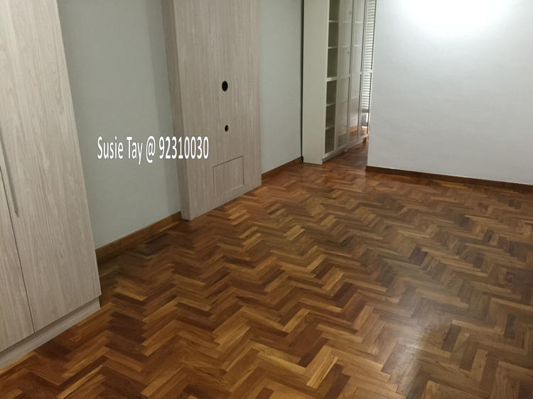 Highland Road (D19), Terrace #128356942